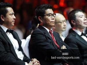 詹姆斯父子,齐亮相,创纪录瞬间,万博体育官网,万博体育投注,万博体育优惠,万博体育对比,万博体育平台,万博直播,万博娱乐中心,万博登录,万博入口